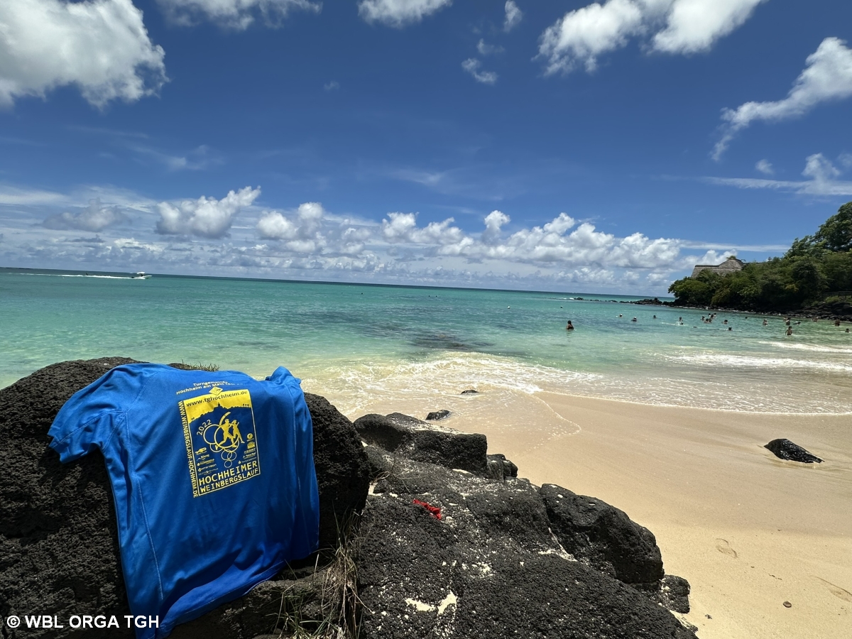  La_Cuvette_Public_Beach 
